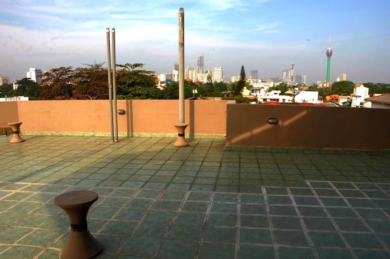 Apartment In Colombo Esterno foto